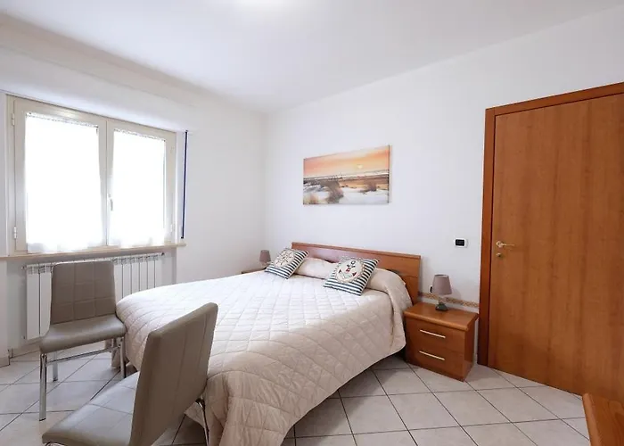 Marina 2 Apartment *