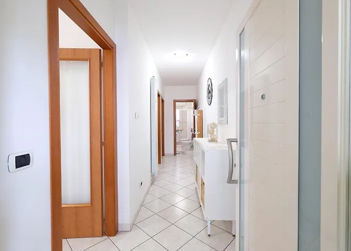 Marina 2 Apartment *